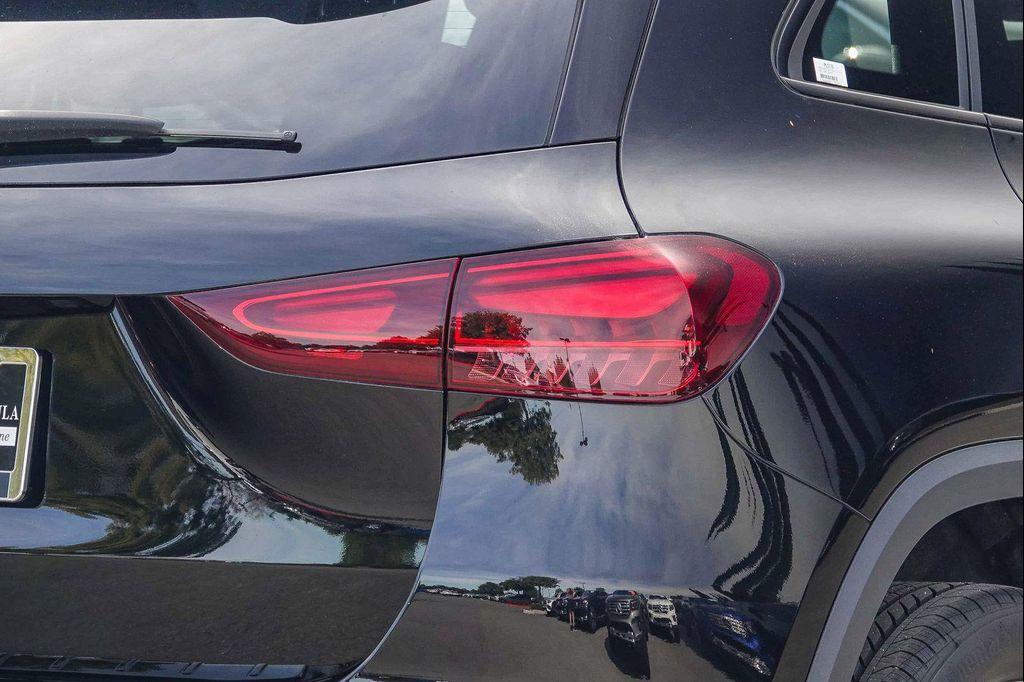 used 2026 Mercedes-Benz GLA 250 car, priced at $41,991