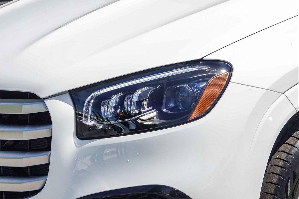 new 2026 Mercedes-Benz GLS 580 car, priced at $120,335