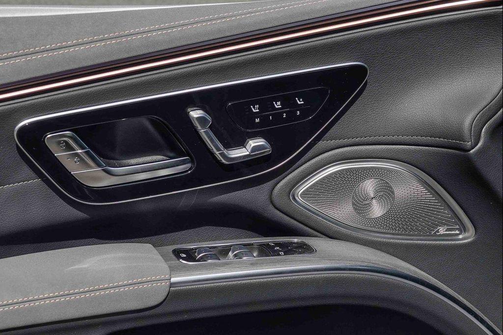 new 2026 Mercedes-Benz EQS 450 car, priced at $113,895