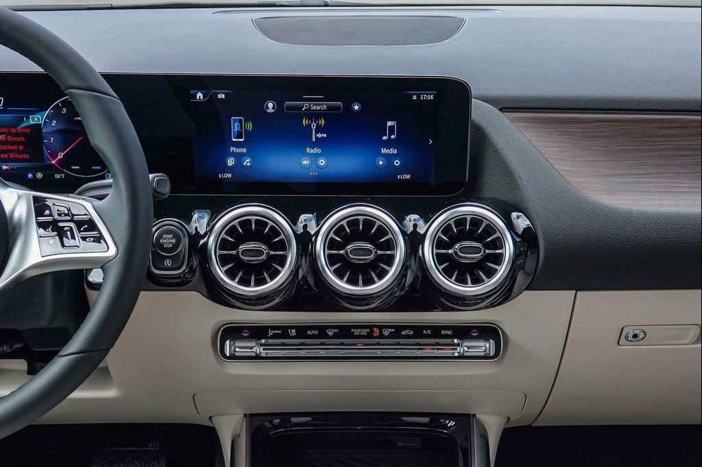 new 2026 Mercedes-Benz GLA 250 car, priced at $49,395
