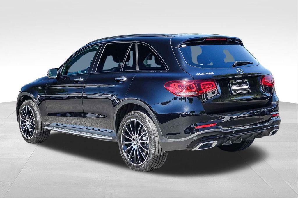 used 2022 Mercedes-Benz GLC 300 car, priced at $33,991