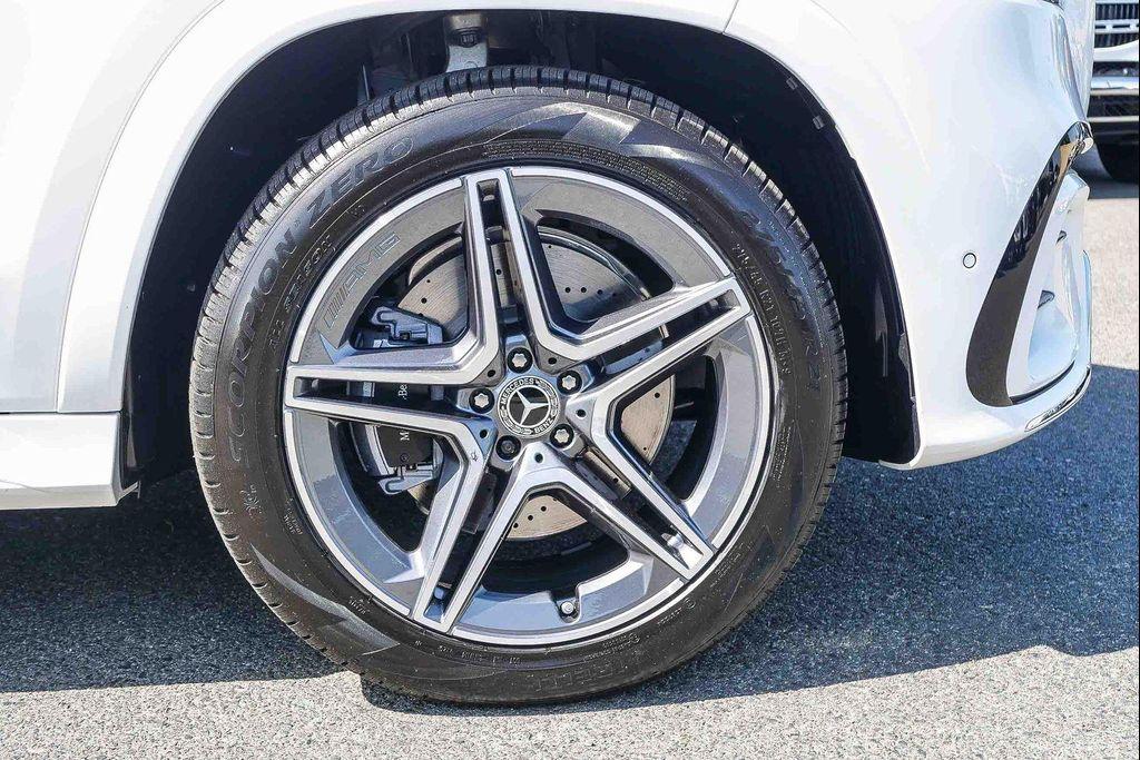 new 2026 Mercedes-Benz GLS 450 car, priced at $95,450