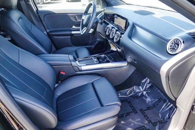 used 2025 Mercedes-Benz GLA 250 car, priced at $39,996