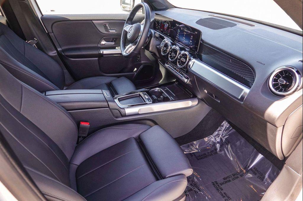 used 2026 Mercedes-Benz GLB 250 car, priced at $43,991