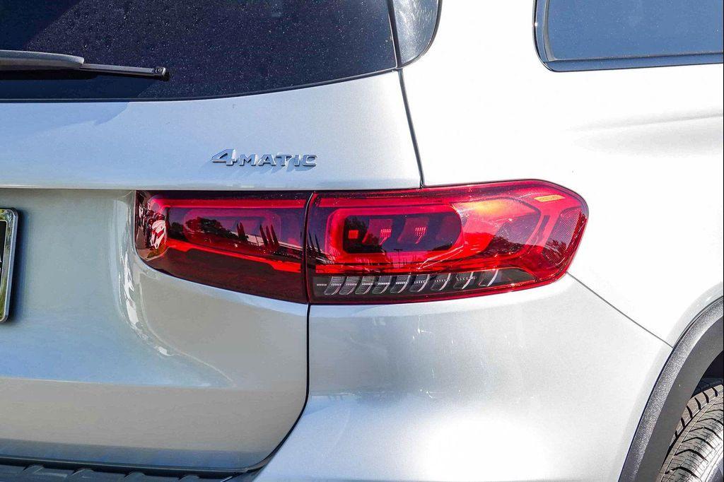 used 2023 Mercedes-Benz GLB 250 car, priced at $30,996