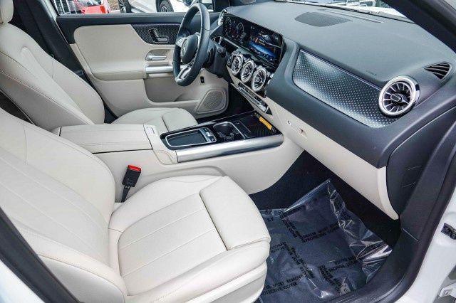 used 2025 Mercedes-Benz GLA 250 car, priced at $36,996