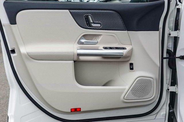 used 2025 Mercedes-Benz GLA 250 car, priced at $36,996