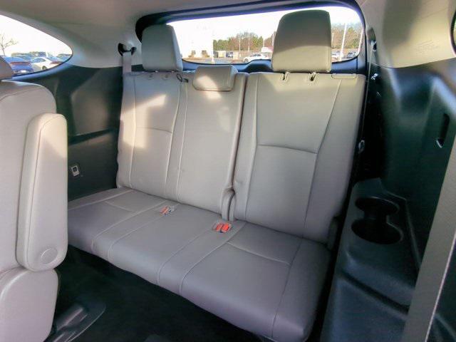 used 2023 Toyota Highlander car, priced at $37,500