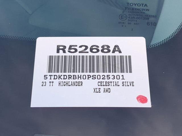used 2023 Toyota Highlander car, priced at $37,500