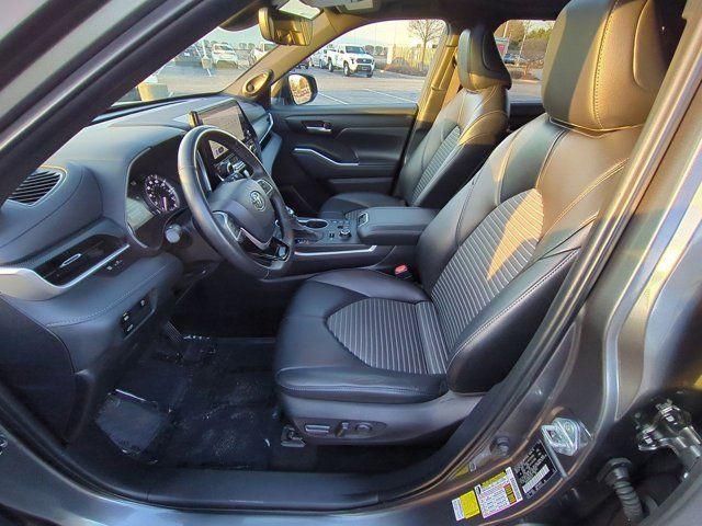 used 2024 Toyota Highlander car, priced at $43,916