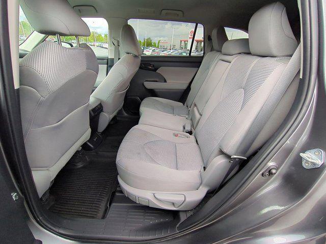 used 2023 Toyota Highlander car, priced at $31,990