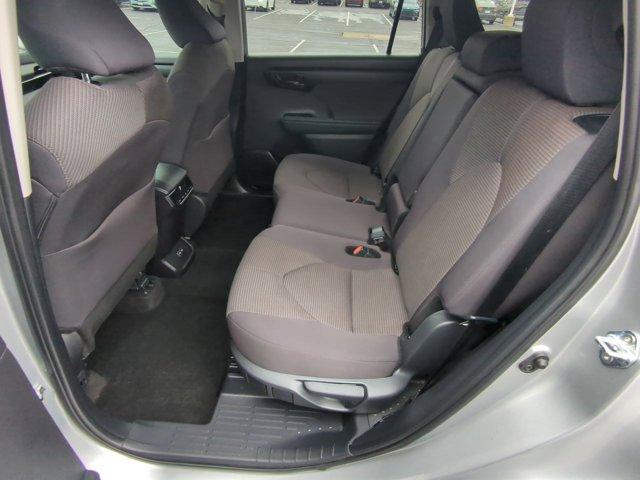 used 2024 Toyota Highlander car, priced at $37,900