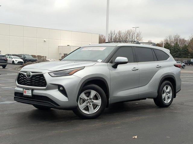used 2024 Toyota Highlander car, priced at $37,900