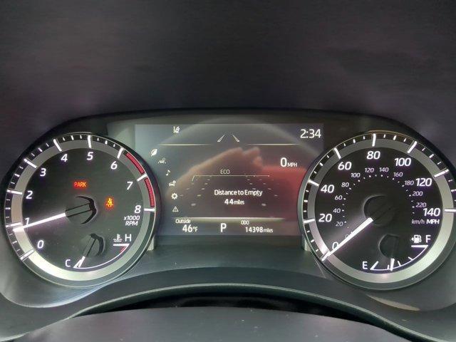 used 2024 Toyota Highlander car, priced at $37,900