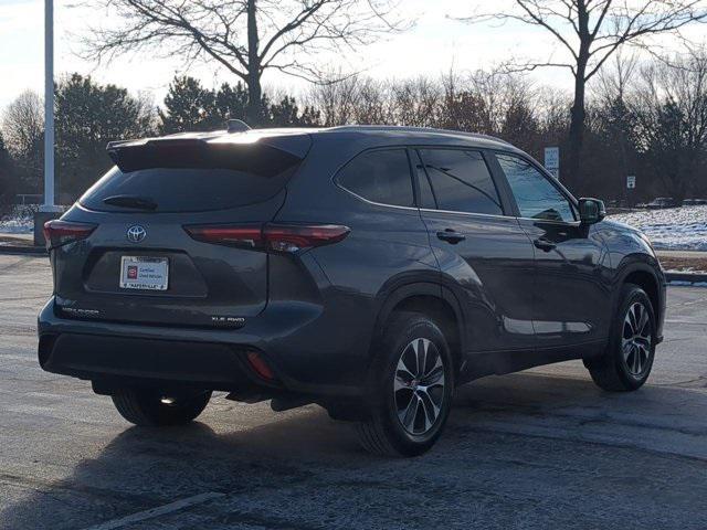 used 2024 Toyota Highlander car, priced at $41,870