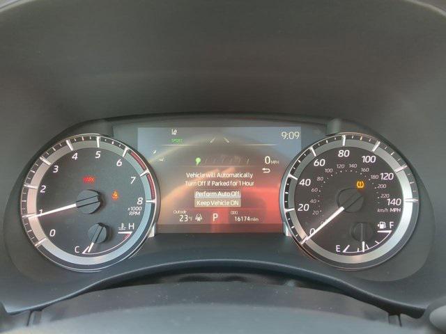 used 2024 Toyota Highlander car, priced at $41,870