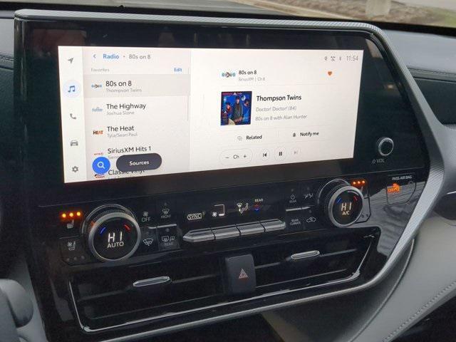 used 2025 Toyota Highlander car, priced at $50,900