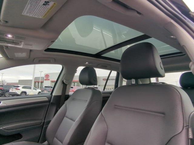 used 2016 Volkswagen Golf SportWagen car, priced at $10,900