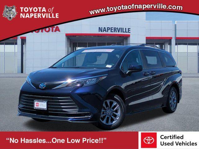 used 2025 Toyota Sienna car, priced at $45,900