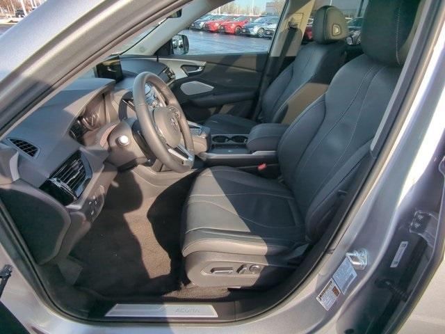 used 2025 Acura RDX car, priced at $39,900