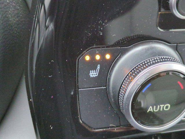 used 2023 Toyota Highlander car, priced at $40,274