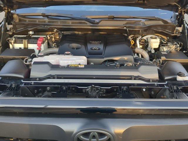 2022 Midnight Black Metallic Toyota Tundra