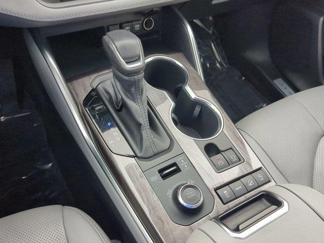 used 2020 Toyota Highlander car, priced at $23,900