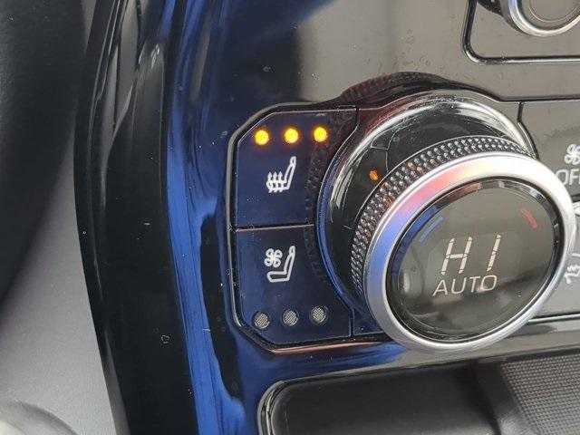 used 2020 Toyota Highlander car, priced at $23,900