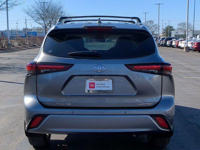 used 2025 Toyota Highlander Hybrid car, priced at $54,400