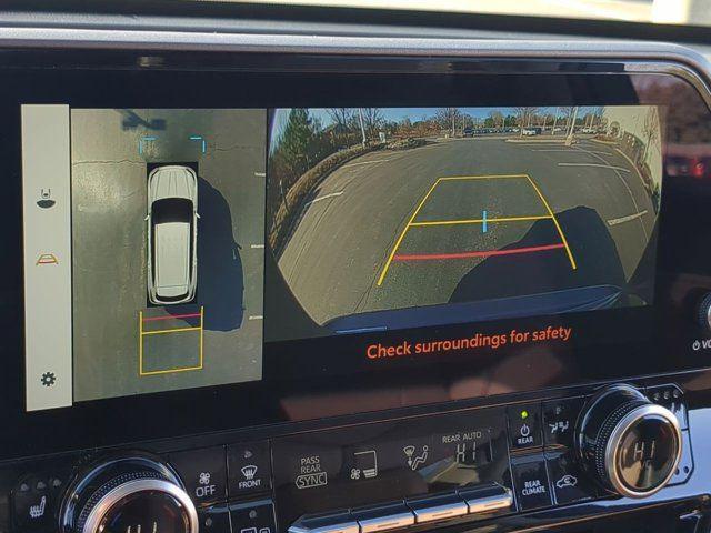 used 2025 Toyota Highlander Hybrid car, priced at $54,400