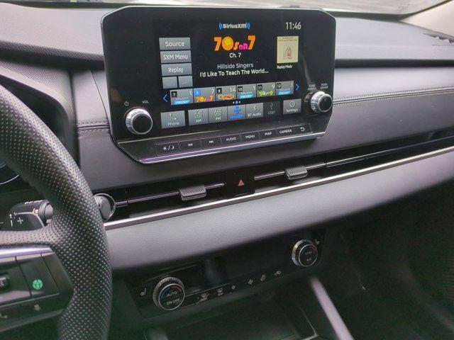used 2024 Mitsubishi Outlander car, priced at $23,066