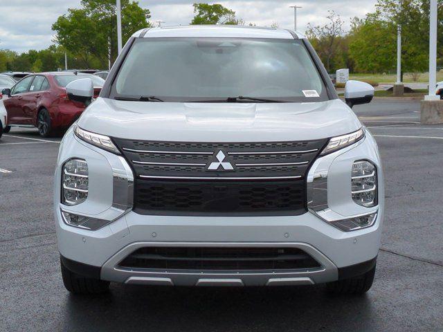 used 2024 Mitsubishi Outlander car, priced at $23,066