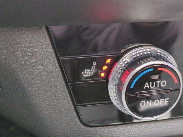 used 2024 Mitsubishi Outlander car, priced at $23,066