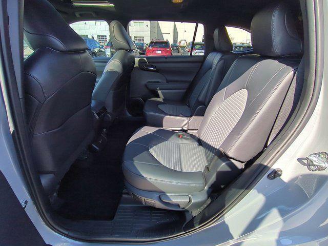 used 2025 Toyota Highlander car, priced at $48,445