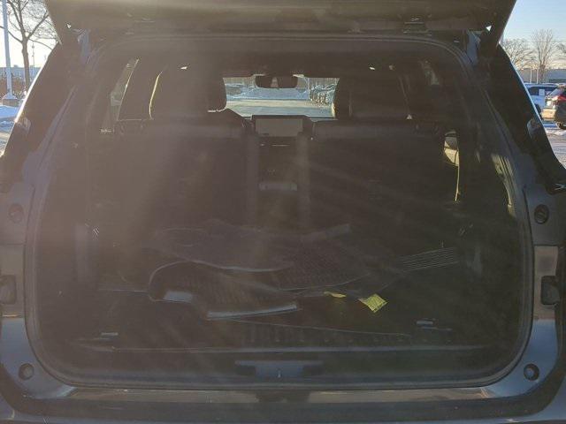 used 2023 Toyota Highlander car, priced at $35,344