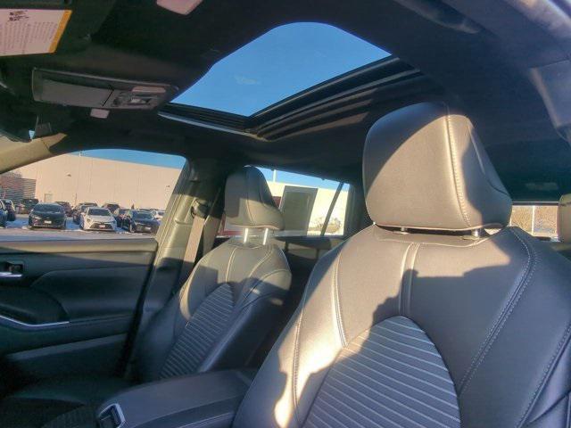 used 2023 Toyota Highlander car, priced at $35,344