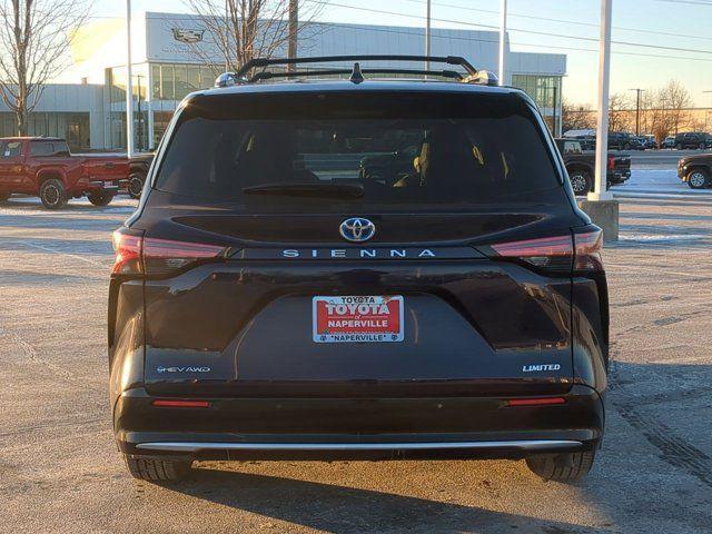 used 2025 Toyota Sienna car, priced at $51,998