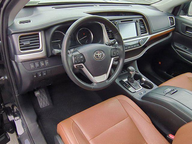 used 2019 Toyota Highlander car, priced at $25,595