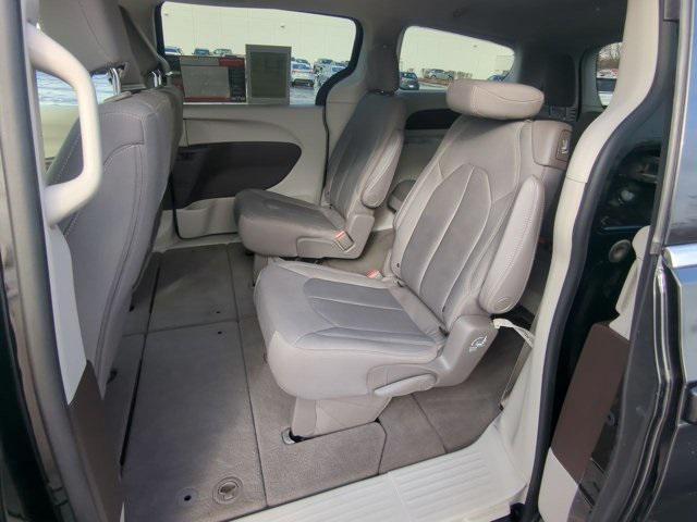 used 2017 Chrysler Pacifica car, priced at $9,990