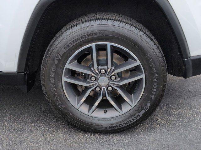 used 2018 Jeep Grand Cherokee car, priced at $19,402