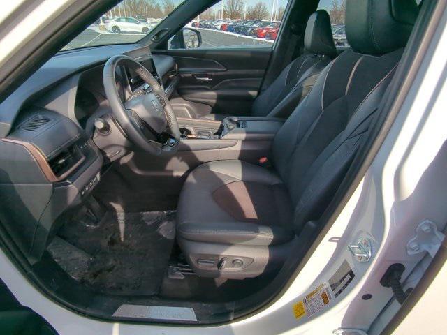used 2025 Toyota Grand Highlander Hybrid car, priced at $61,200