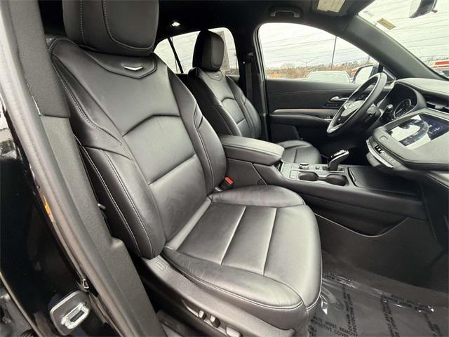 used 2022 Cadillac XT4 car, priced at $24,800