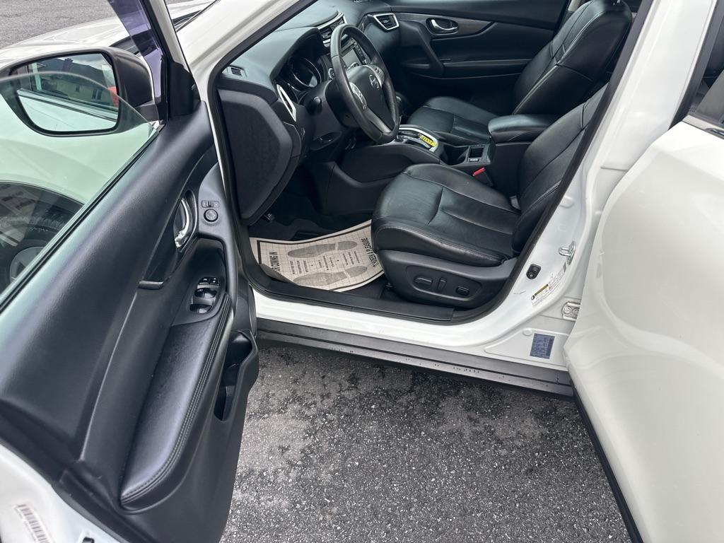 used 2016 Nissan Rogue car, priced at $14,200