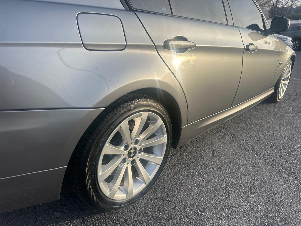 used 2011 BMW 328 car, priced at $10,800
