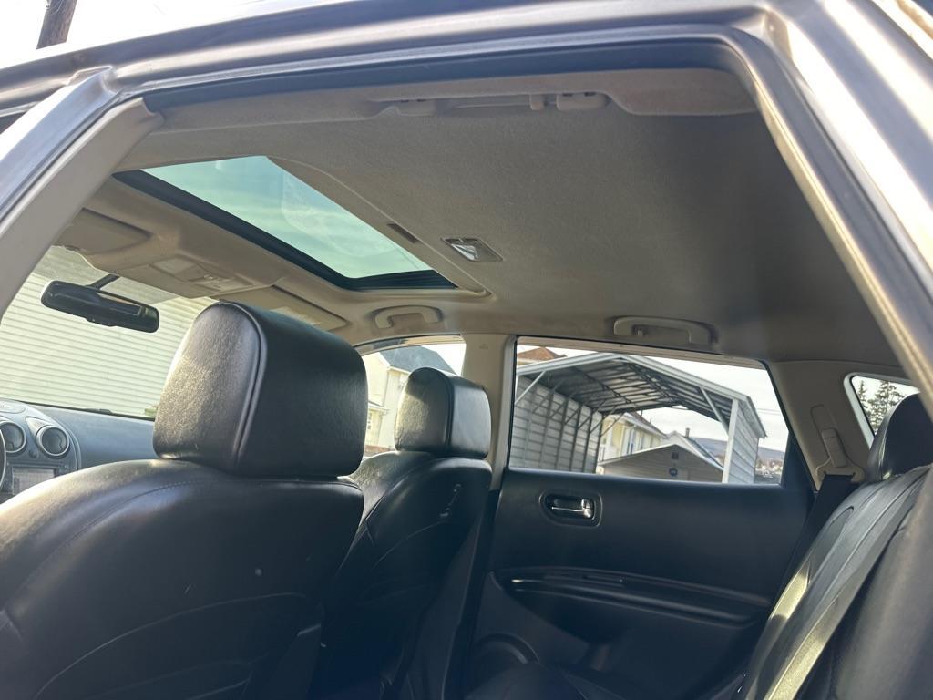 used 2013 Nissan Rogue car, priced at $9,500