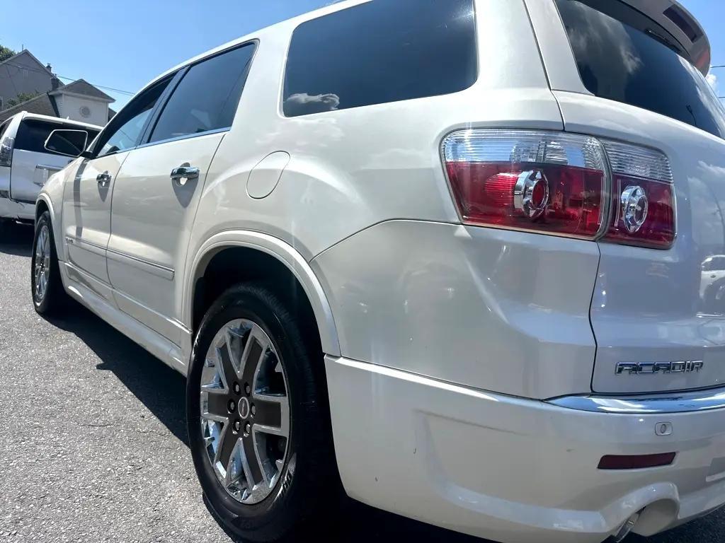 used 2012 GMC Acadia car, priced at $13,900