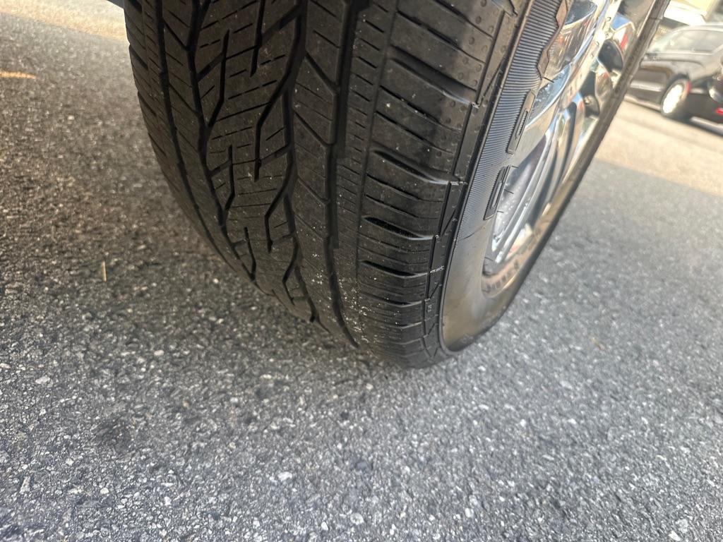 used 2007 Lincoln Navigator car, priced at $7,900