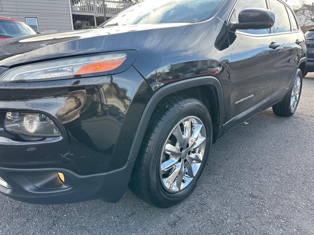 used 2016 Jeep Cherokee car, priced at $15,300
