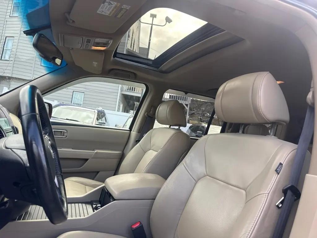 used 2009 Honda Pilot car, priced at $11,909