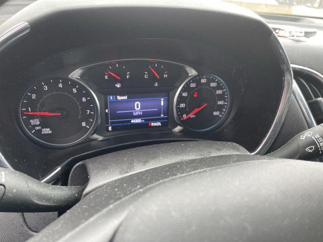 used 2022 Chevrolet Equinox car, priced at $21,294